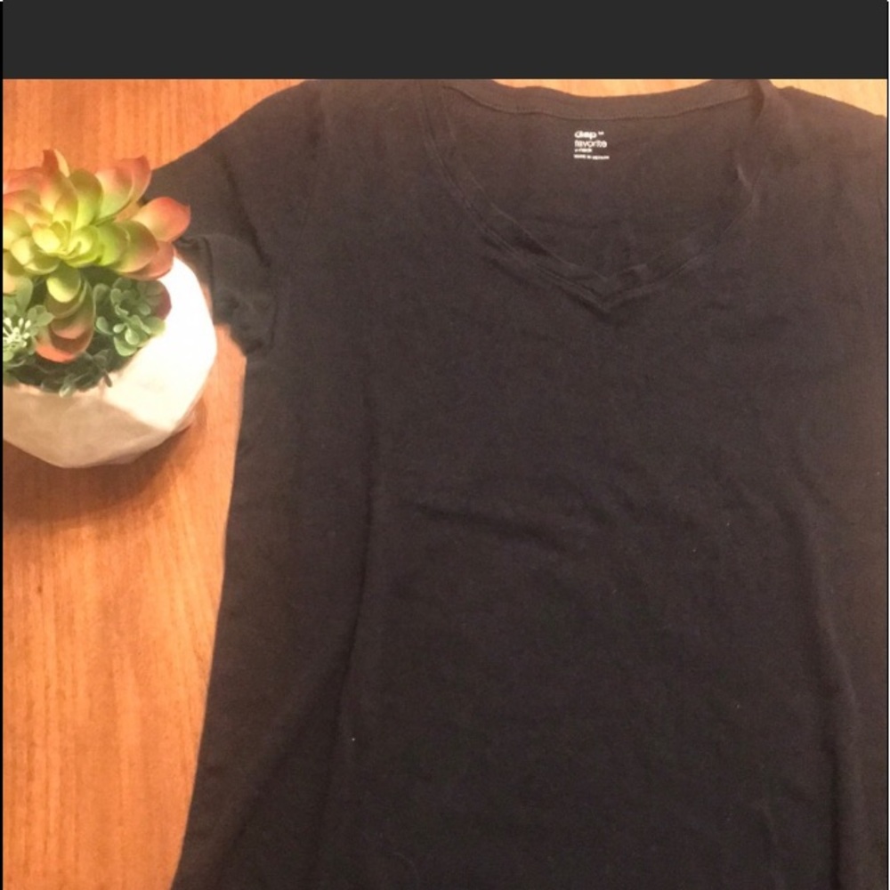 Gap t shirt